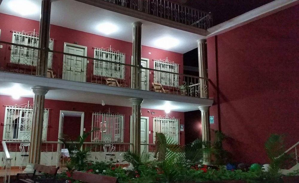 Hotel Colonial Trujillo Zewnętrze zdjęcie