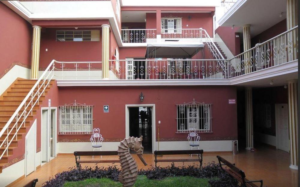 Hotel Colonial Trujillo Zewnętrze zdjęcie