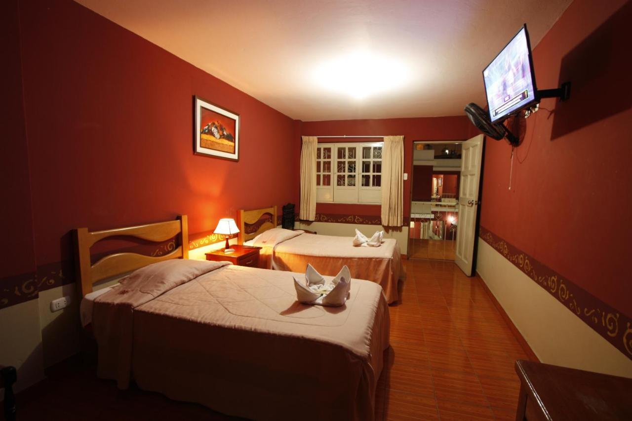 Hotel Colonial Trujillo Zewnętrze zdjęcie
