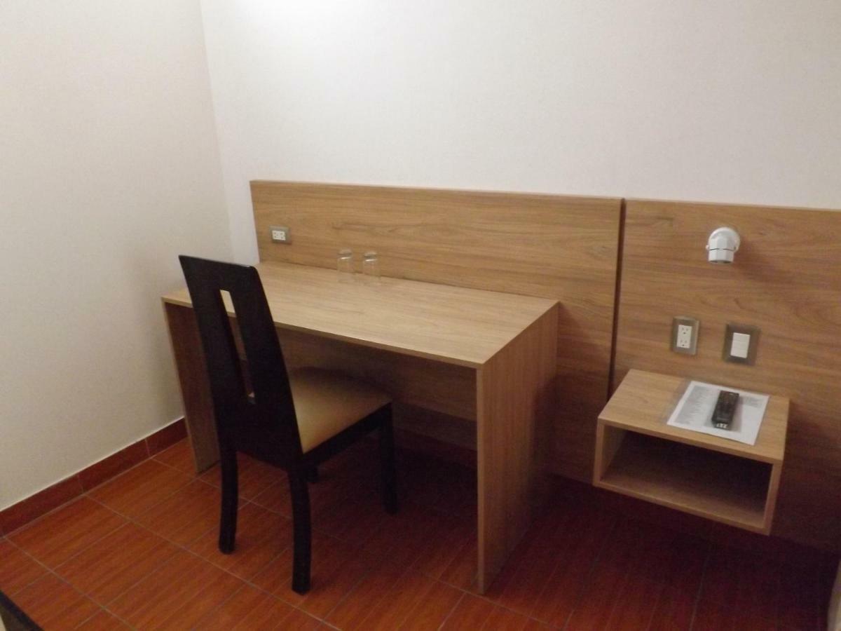 Hotel Colonial Trujillo Zewnętrze zdjęcie