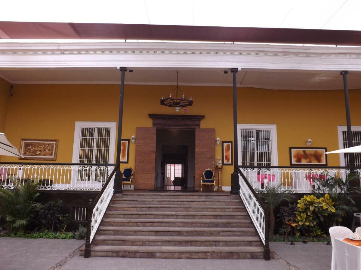 Hotel Colonial Trujillo Zewnętrze zdjęcie